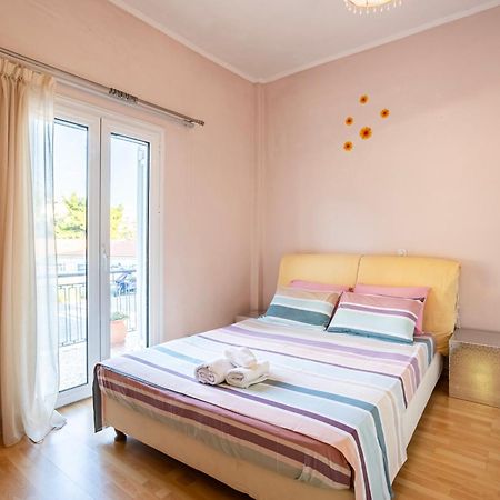 Kalamata'S Sunny Retreat Near The Historic Center Eksteriør bilde